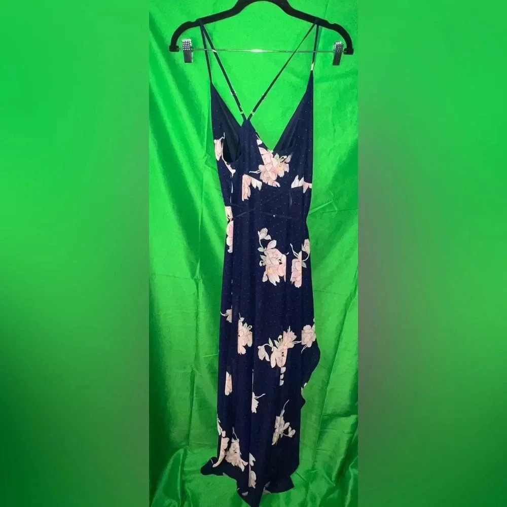 Lulus Gown Size XS-Flaw - Picture 3 of 5
